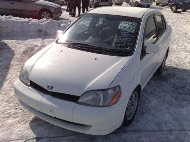 2000 Toyota Platz