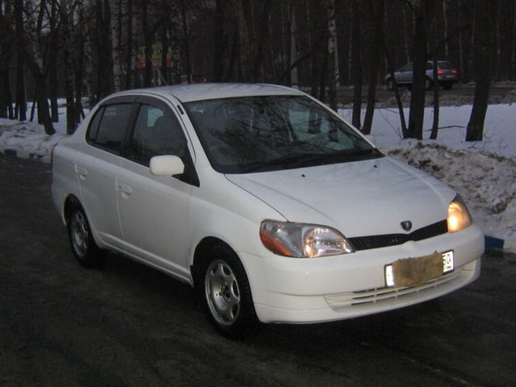 2000 Toyota Platz