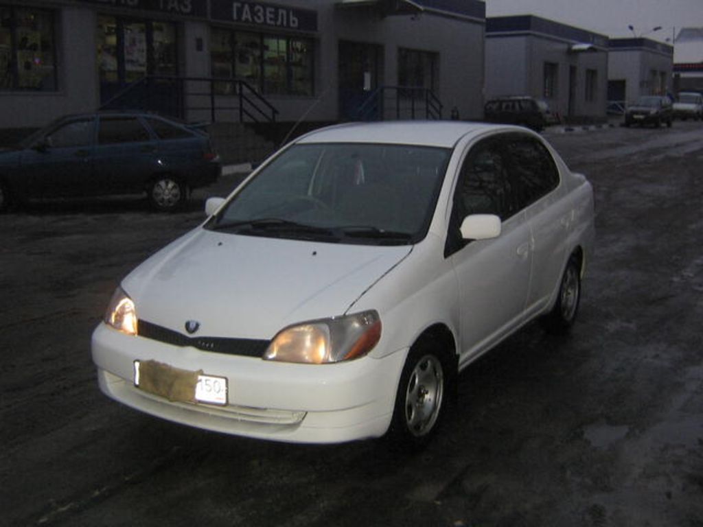 2000 Toyota Platz