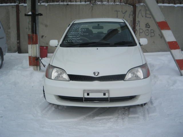 2000 Toyota Platz