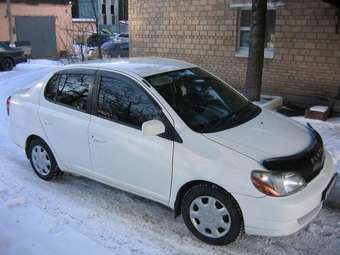 2000 Toyota Platz