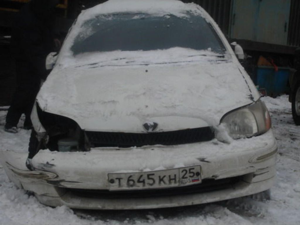 2000 Toyota Platz