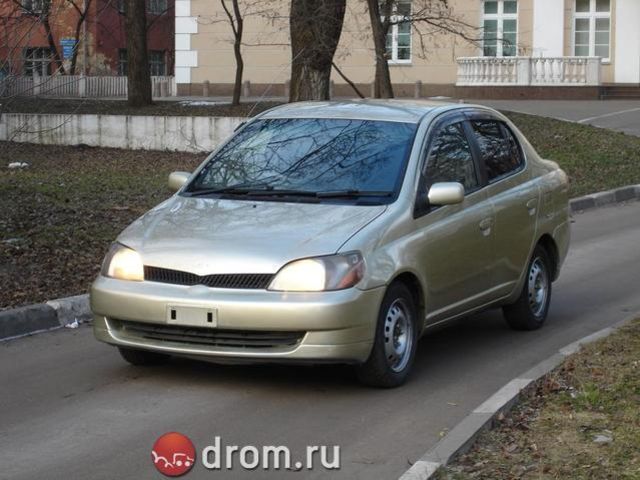 2000 Toyota Platz