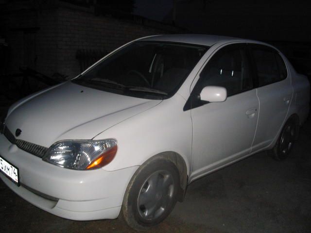 2000 Toyota Platz