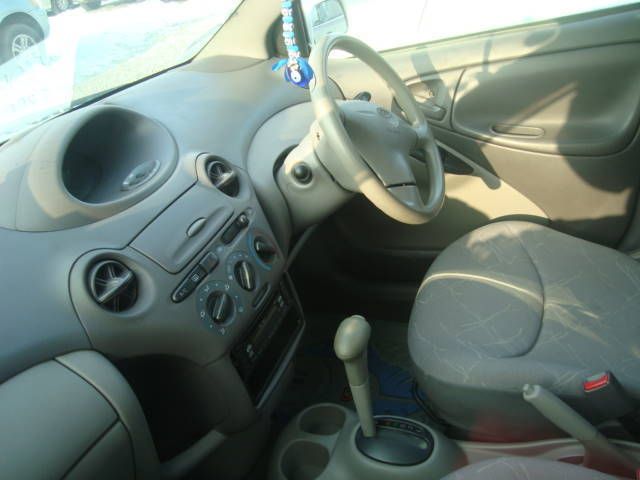 2000 Toyota Platz