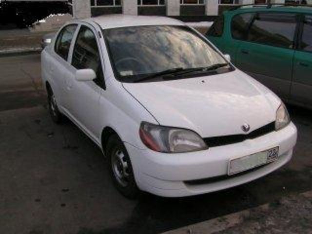 2000 Toyota Platz