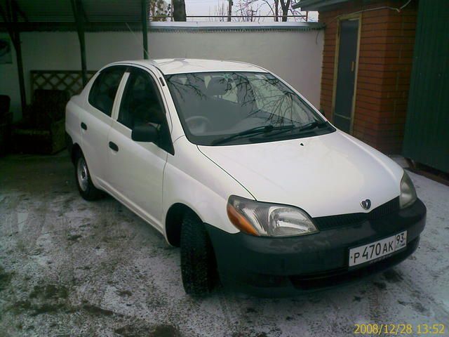 2000 Toyota Platz