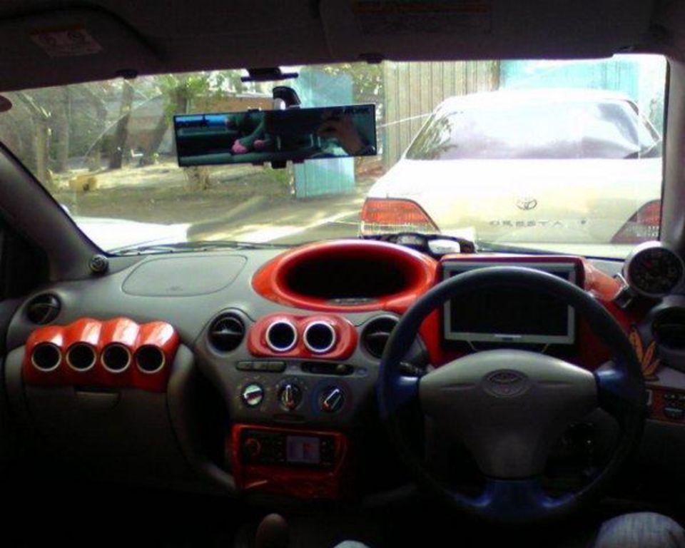 2000 Toyota Platz