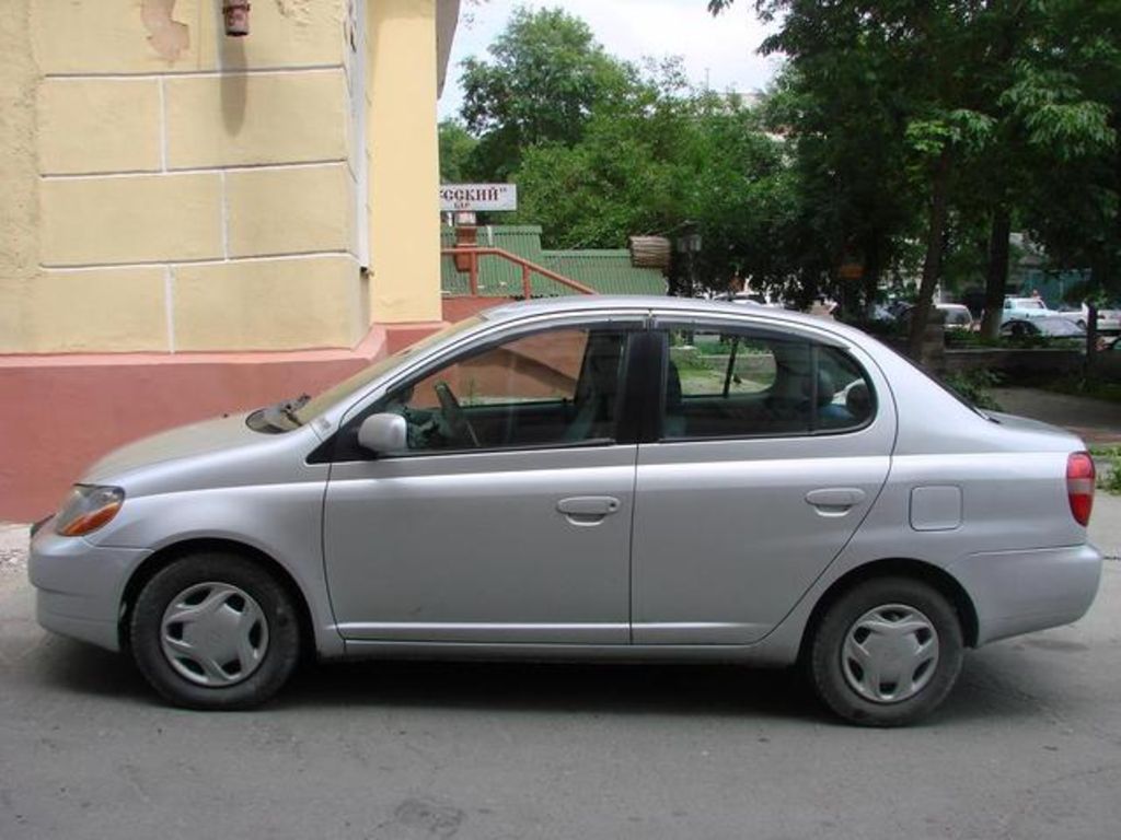 2000 Toyota Platz