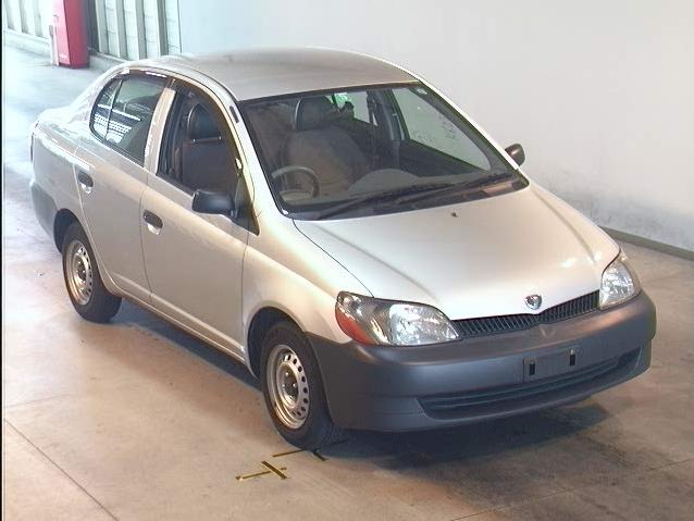 2000 Toyota Platz Pictures