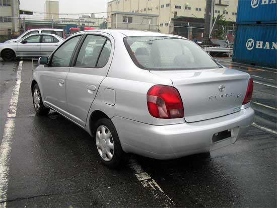 2000 Toyota Platz Pics