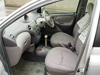 2000 Toyota Platz For Sale