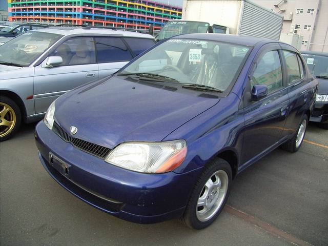 2000 Toyota Platz For Sale