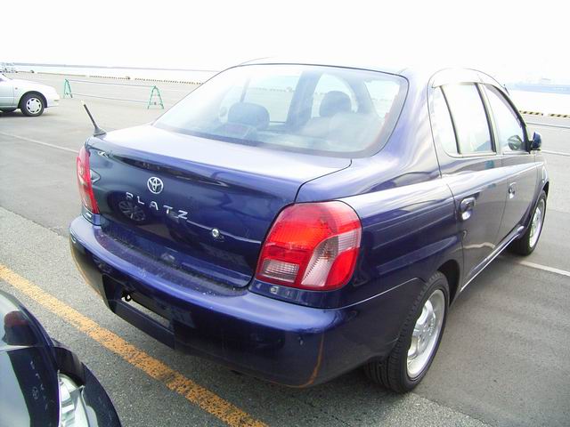 2000 Toyota Platz Wallpapers