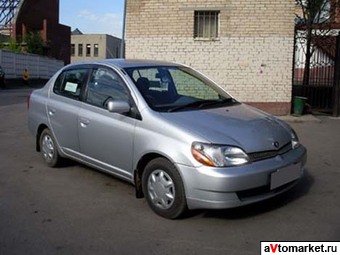 2000 Toyota Platz Images