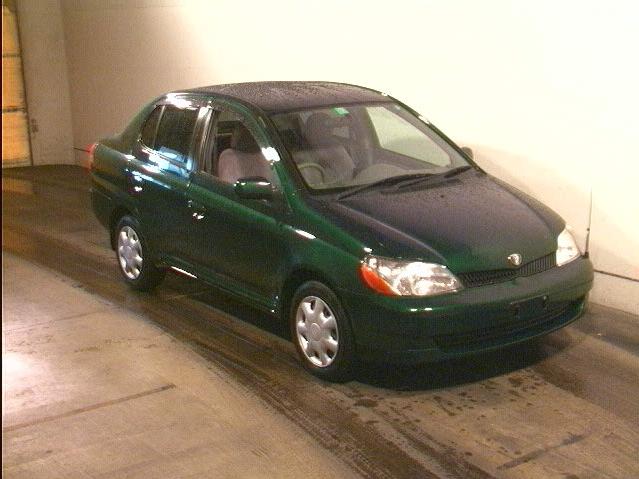 2000 Toyota Platz Pics