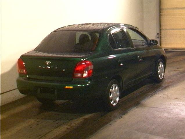 2000 Toyota Platz Pictures
