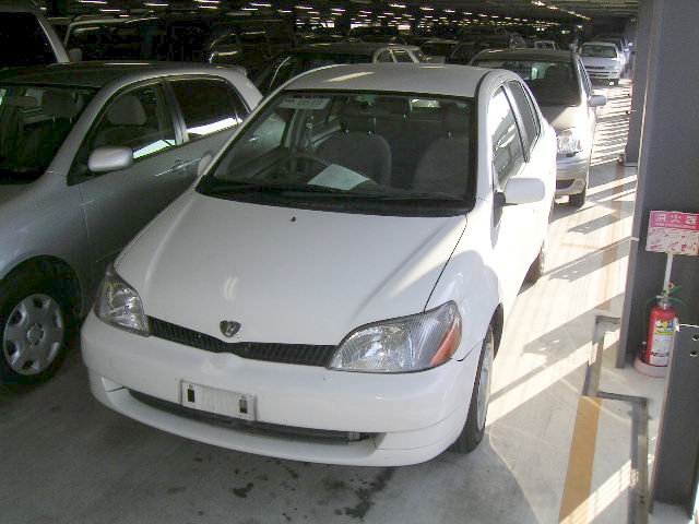 2000 Toyota Platz For Sale
