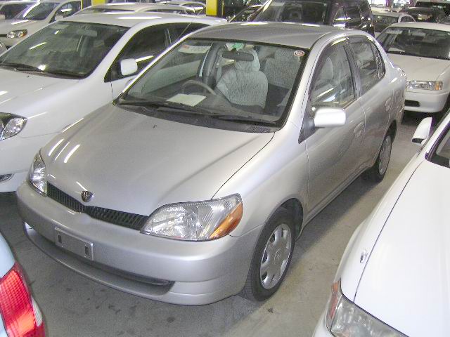 2000 Toyota Platz Wallpapers