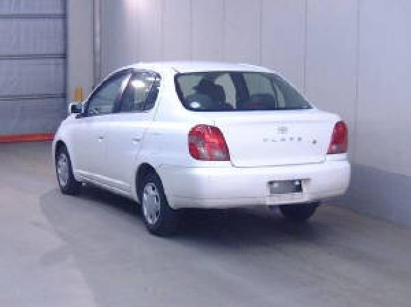 2000 Toyota Platz Wallpapers