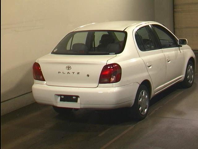 2000 Toyota Platz Images