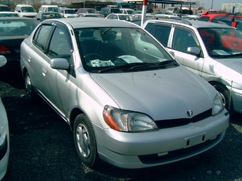 2001 Toyota Platz