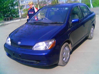 2001 Toyota Platz