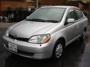 2001 Toyota Platz