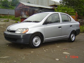 2001 Toyota Platz