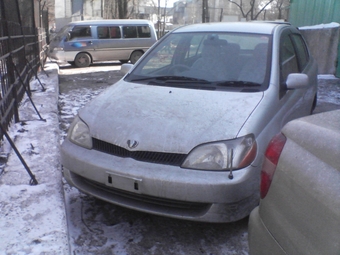 2001 Toyota Platz