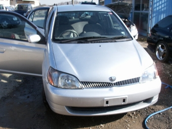 2001 Toyota Platz