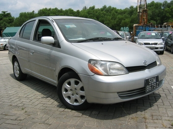 2001 Toyota Platz