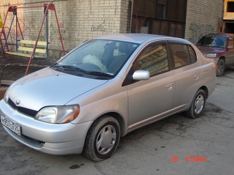 2001 Toyota Platz