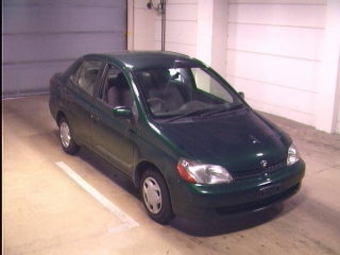 2001 Toyota Platz