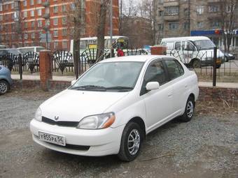 2001 Toyota Platz