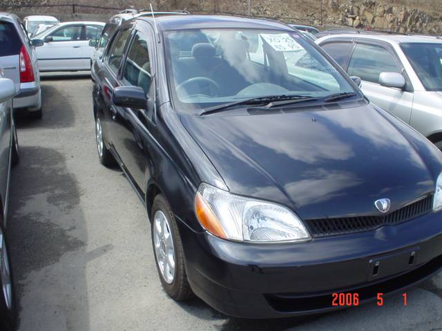 2001 Toyota Platz