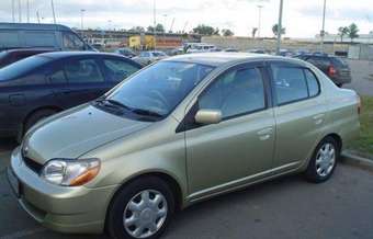2001 Toyota Platz