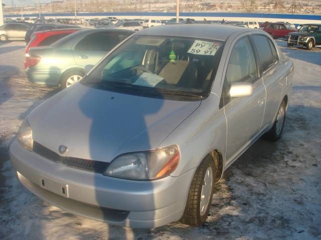 2001 Toyota Platz