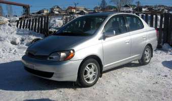 2001 Toyota Platz