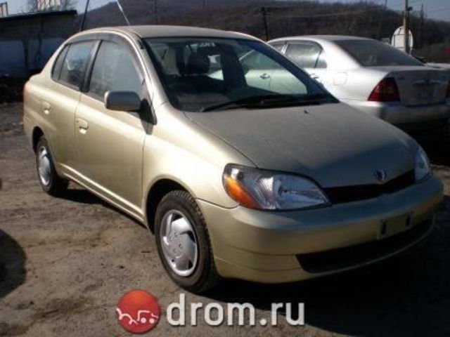 2001 Toyota Platz