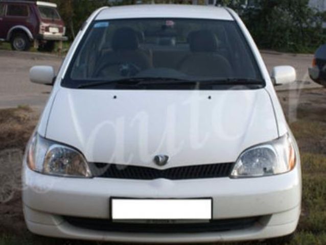 2001 Toyota Platz