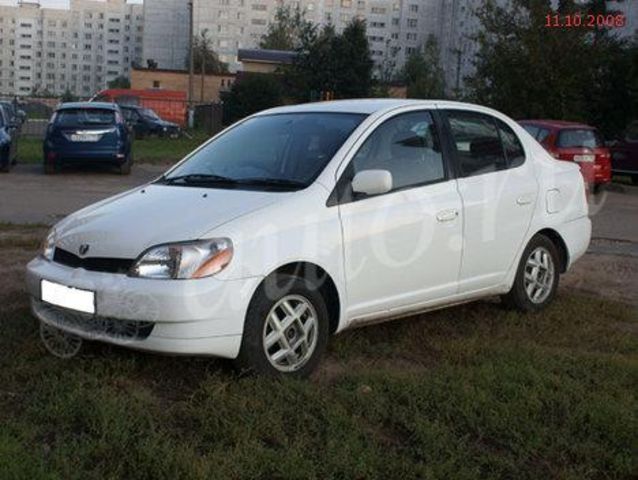 2001 Toyota Platz