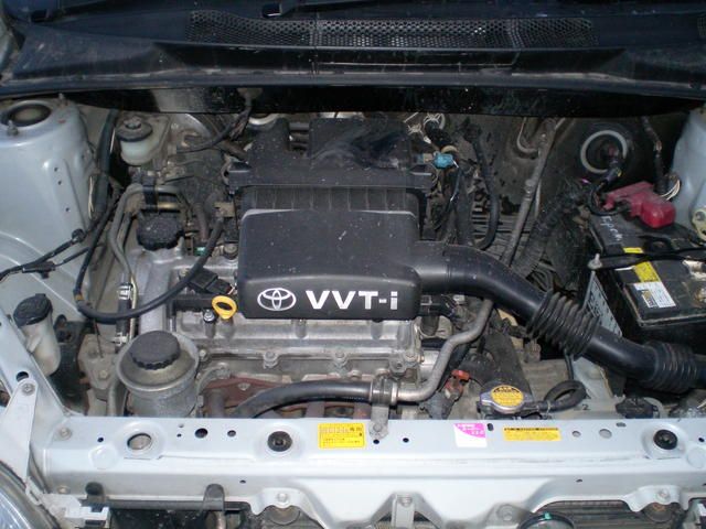 2001 Toyota Platz