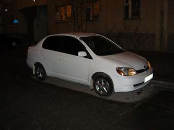 2001 Toyota Platz