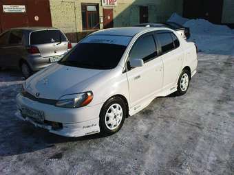 2001 Toyota Platz