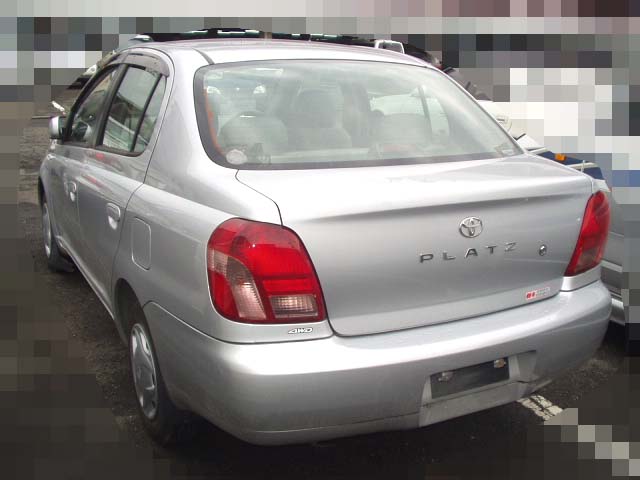 2001 Toyota Platz Photos