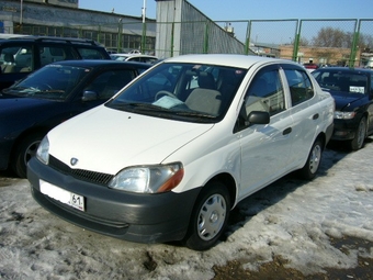 2001 Toyota Platz