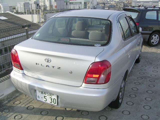 2001 Toyota Platz Wallpapers