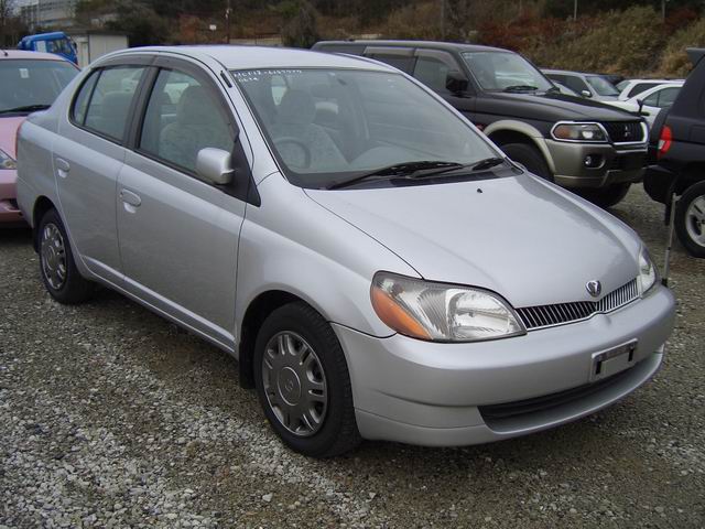 2001 Toyota Platz For Sale