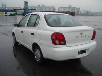 2001 Toyota Platz Photos